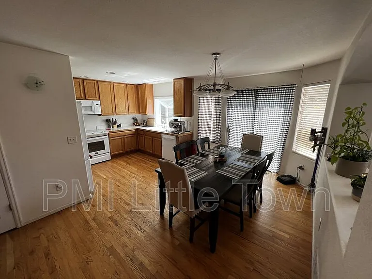 5183 Creek Way — Photo 7