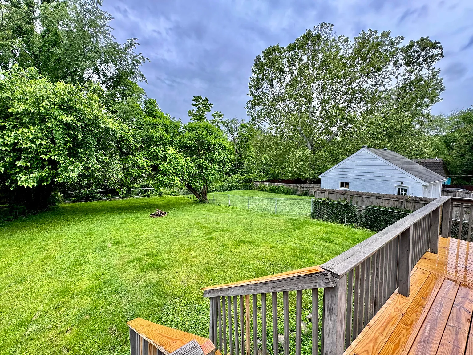 4 bed, 2.0 bath, 2162 sqft, $3,300 — Photo 2