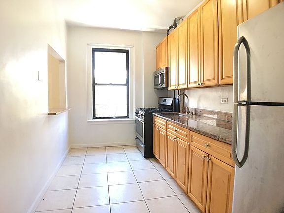 3rd image of 436 Fort Washington Ave APT 2G