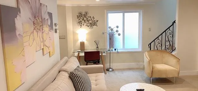 715 Mangels Ave #1 — Photo 2