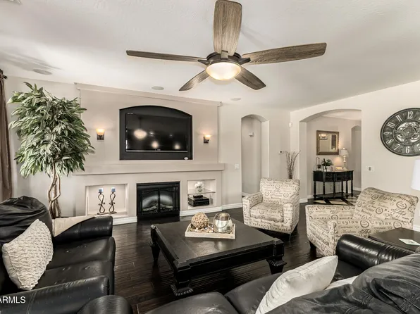 4991 S COTTON Court, Chandler, AZ 85248
