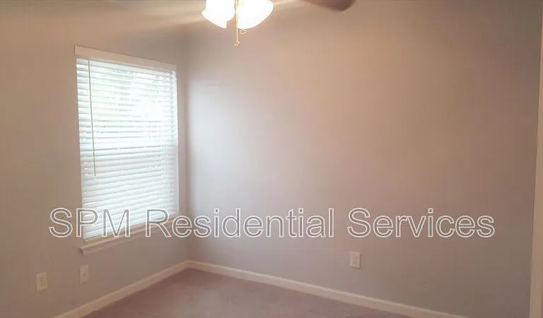 1174 Shipyard Blvd — Photo 8