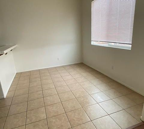 3rd image of 14380 Moon Valley St