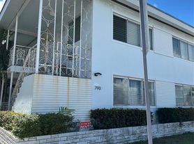 790 81st St, Miami Beach, FL
