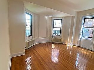 5 E 67th St APT 3, New York, NY 10065