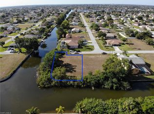 417 SE 2nd St, Cape Coral, FL 33990