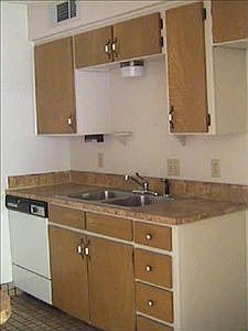4th image of 2241 Chandelle Dr