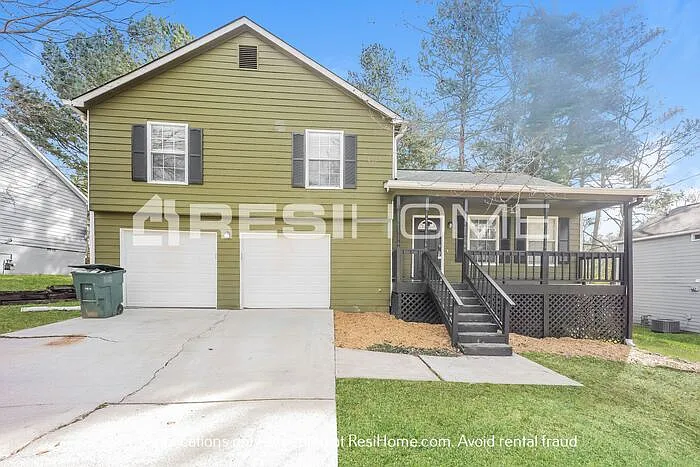 1470 Vail Aly