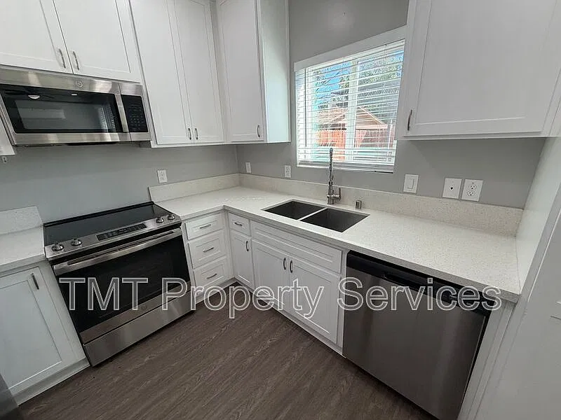 2 bed, 1.0 bath, 600 sqft, $1,795 — Photo 4