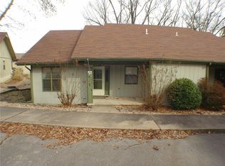 20 Yates Dr, Bella Vista, AR 72714