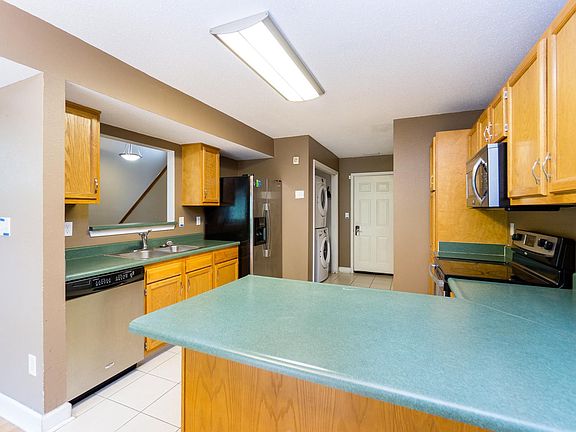 5th image of 1112 W Pine Meadows Dr