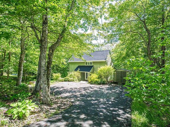 2nd image of 181 Rolling Hills Dr