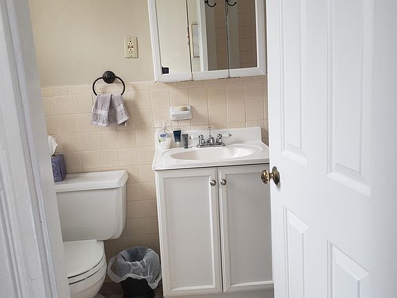 5th image of 466 Commonwealth Ave APT 807