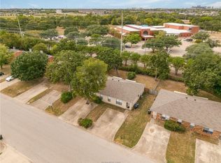 619 W Ridge Dr, College Station, TX 77845