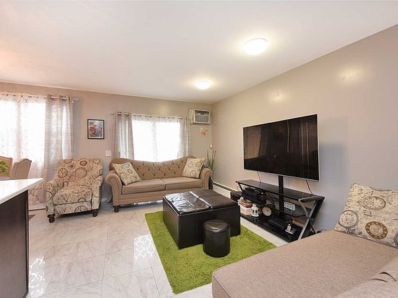 3rd image of 17231 Highland Ave APT 2E