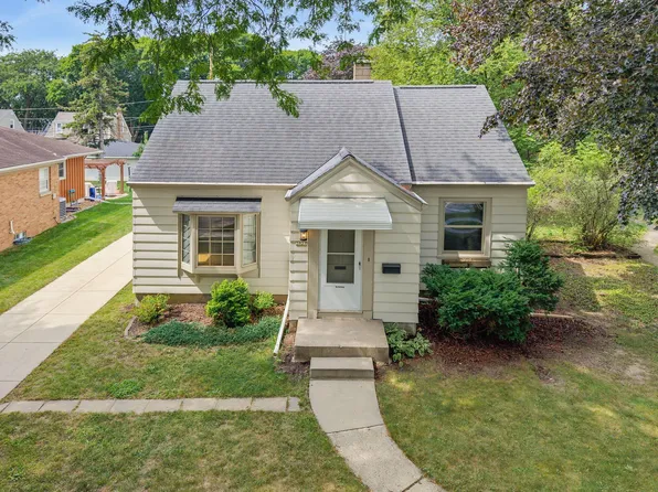 3927 S 57th St, Milwaukee, WI 53220