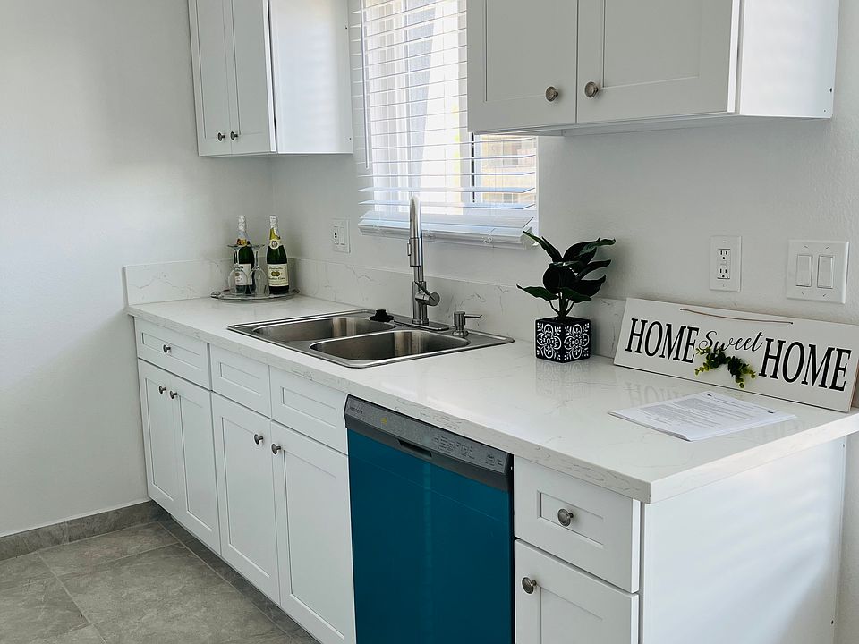 1st image of 8513 Cedros Ave #2A