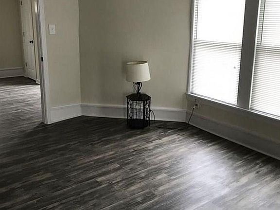 5th image of 1509 Fayetteville St