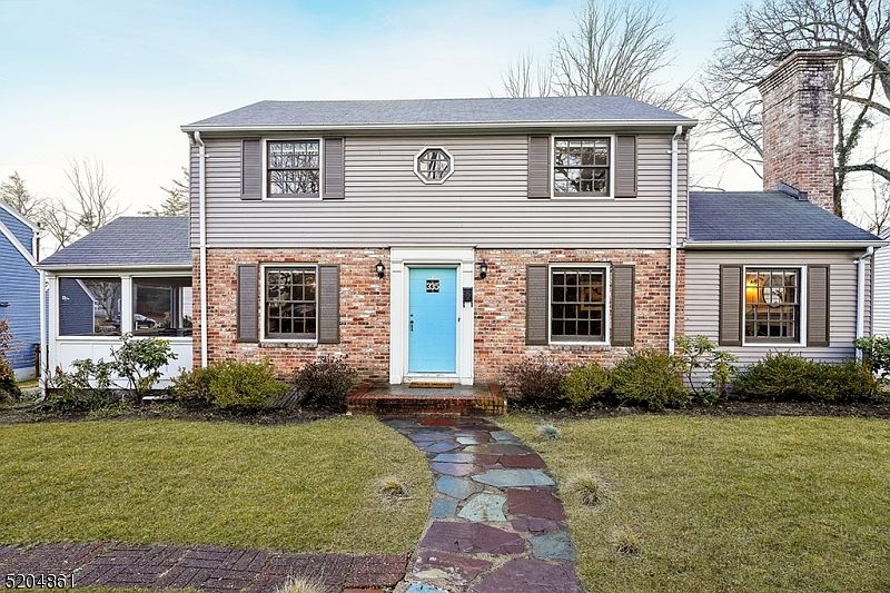 1st image of 335 South St