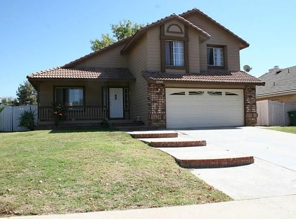 2nd image of 12940 Fontainebleau Dr