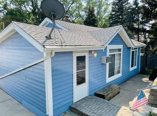 18685 W Gages Lake Rd, Grayslake, IL 60030