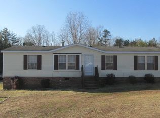 1054 Williams Trl, Halifax, VA 24558