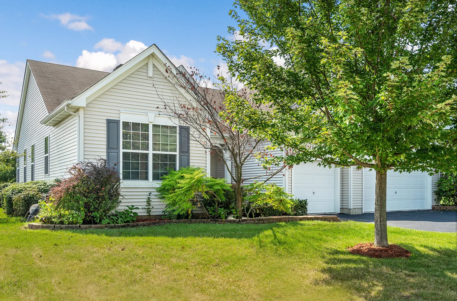 3298 Millrace Ln photo 1