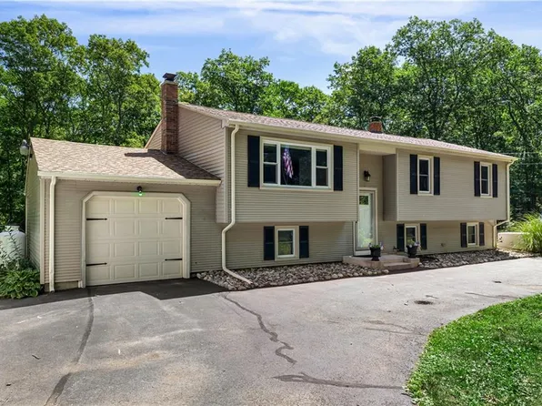 498 Camp Westwood Rd, Greene, RI 02827