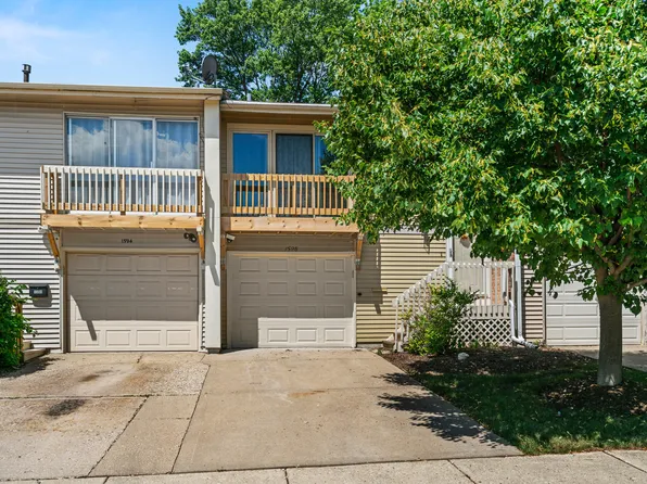 1598 Elder Dr, Aurora, IL 60506