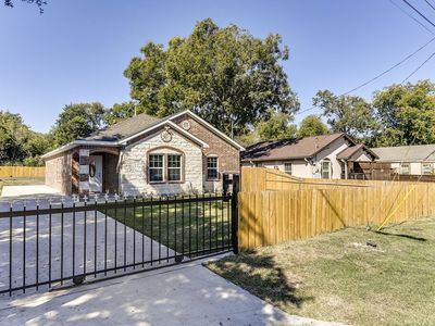1830 Fernwood Ave, Dallas, TX, 75216