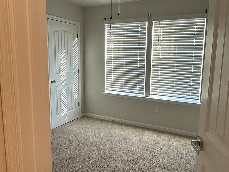 77 Citrus Dr — Photo 8