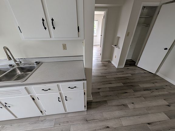 3rd image of 4676 Delhi Rd #3