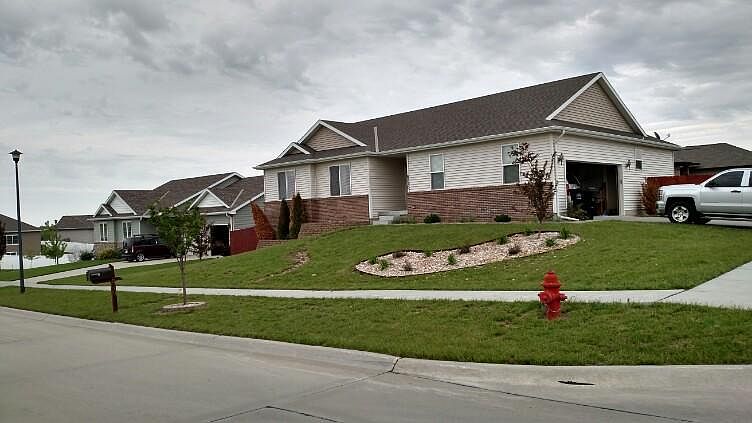 1st image of 6710 Lacroix Dr