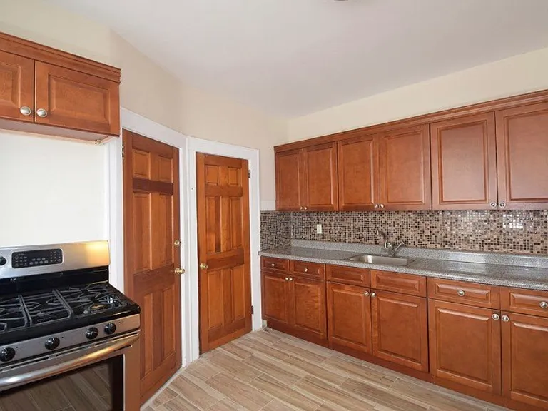 219 E Blancke St #1 — Photo 3