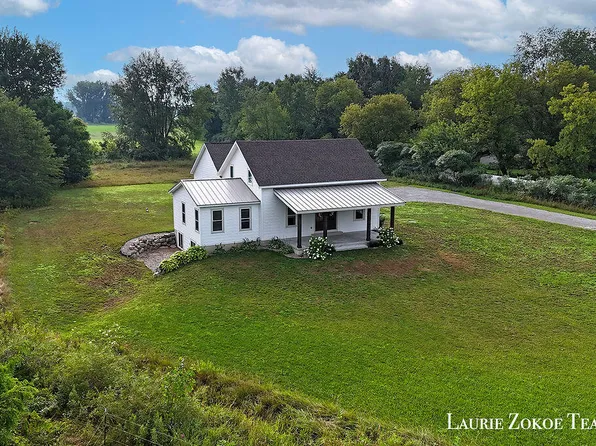 16740 24th Ave, Coopersville, MI 49404
