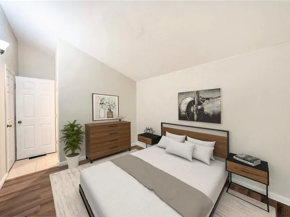 (undisclosed Address), Saint Petersburg, FL 33702