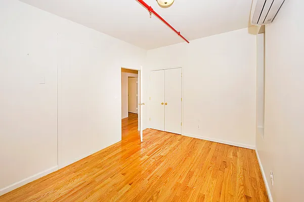 Rented by DYNY Inc | media 27