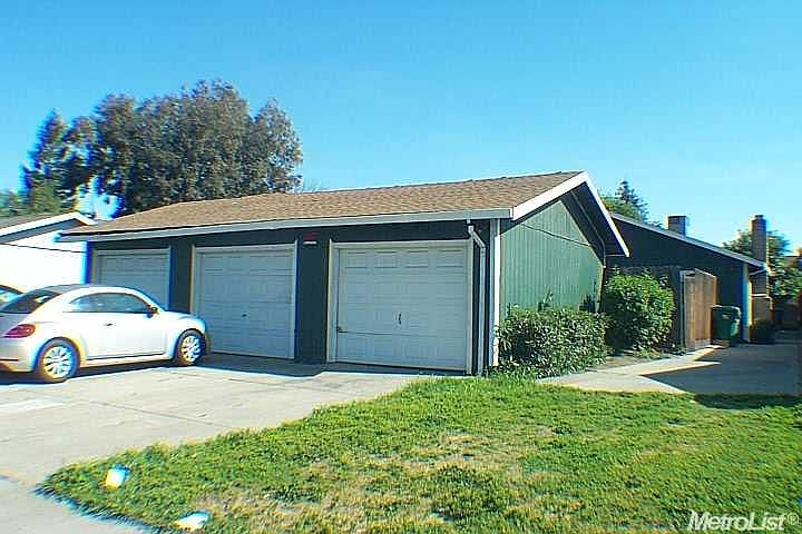 1st image of 2918 Malvern Ct