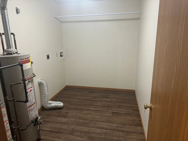 2707 Fairmont Ct #C — Photo 5
