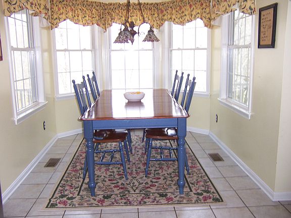 Breakfast nook