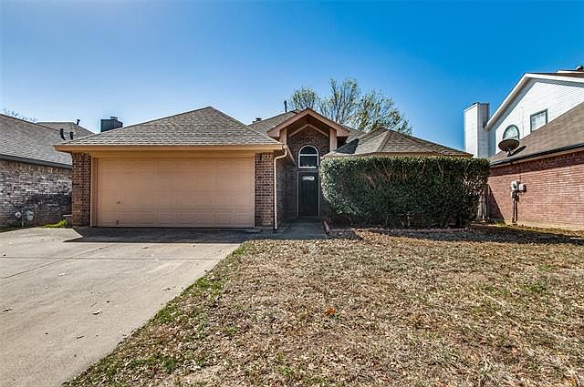 1st image of 4728 Bracken Dr