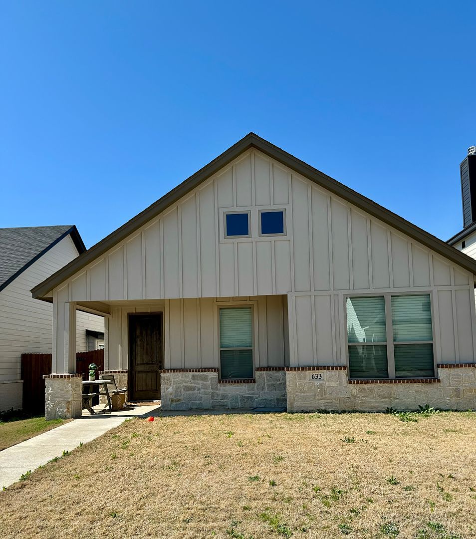 633 The Cottages Dr, Godley, TX 76044 Zillow