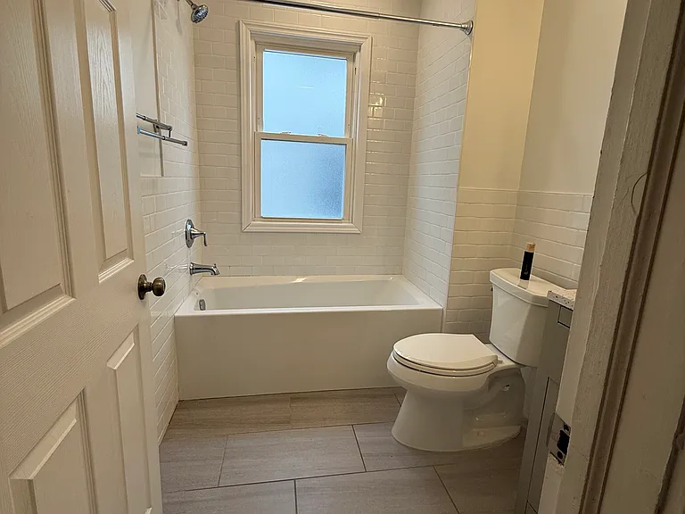 35 Mountainview St #2 — Photo 7
