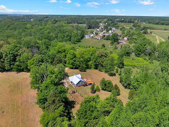83rd image of 232 Covenant Ln