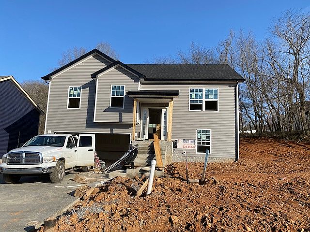 1st image of 174 Chalet Cir