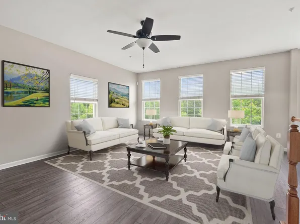 5059 Ottawa Park Pl, Waldorf, MD 20602