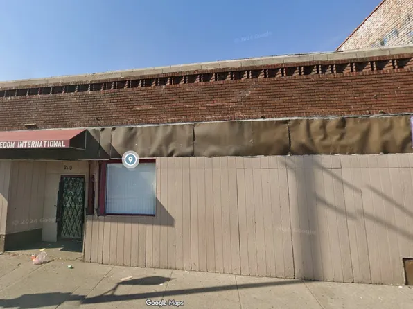 208-210 S Cicero Ave, Chicago, IL 60644