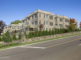 71 Havemeyer Pl #104, Greenwich, CT 06830