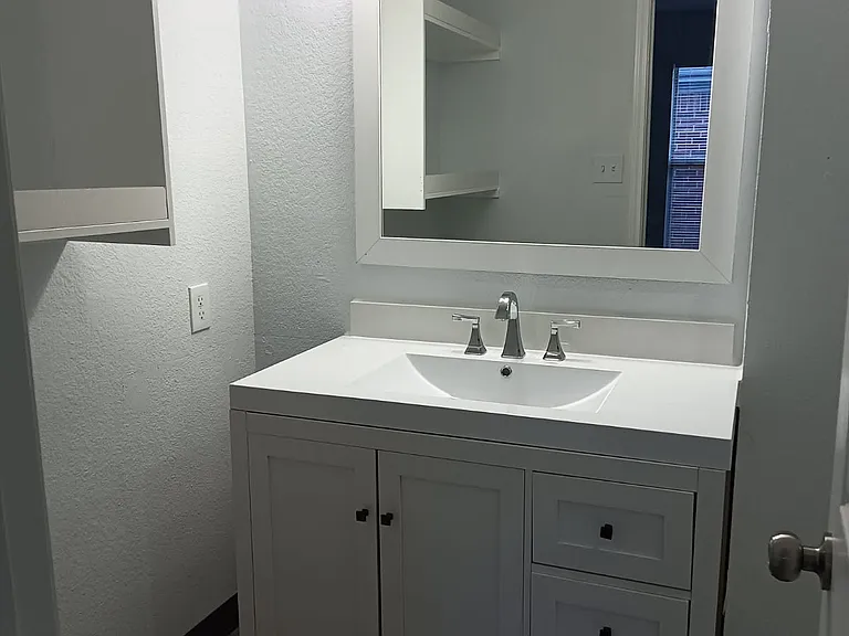 6804 Brookhaven Trl — Photo 8