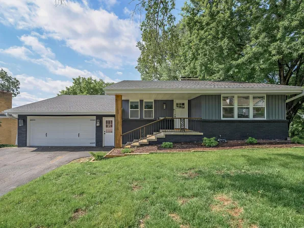 5209 W 56th St, Edina, MN 55436
